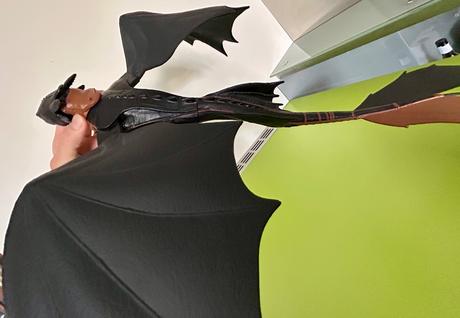 Hračka drak nočný bes,