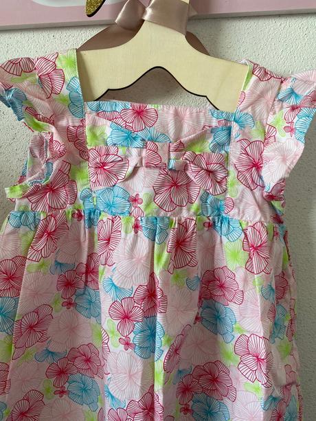 Kvetinkové šaty, sergent major,86