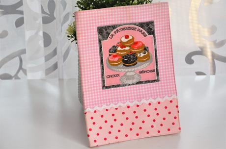 Textilný obal na kuchársku knihu, 