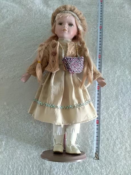 Velka dekoracna babika, 