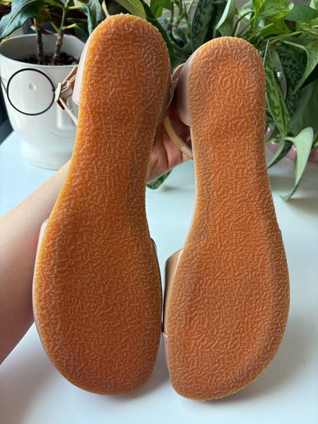 Shapen barefoot sandálky poppy beige, veľkosť 40r, 40