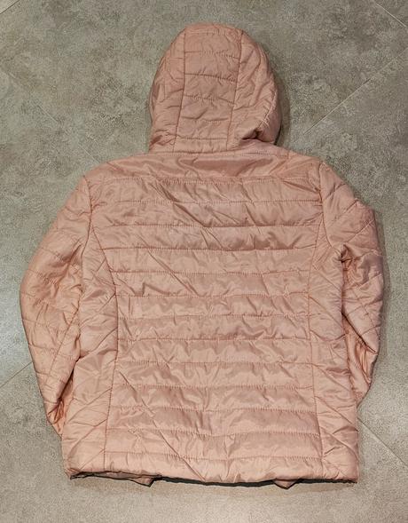 Tenká bunda, stradivarius,s