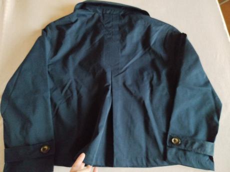 Trenčkoty oversize farby navy a béžový č. 40, esmara,40