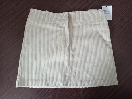 Menzestrova sukna, quelle,40