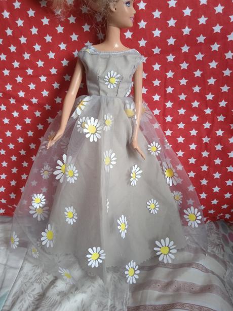 Šaty pre babiku barbie, 