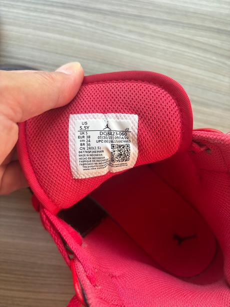 Tenisky jordan, air jordan,38