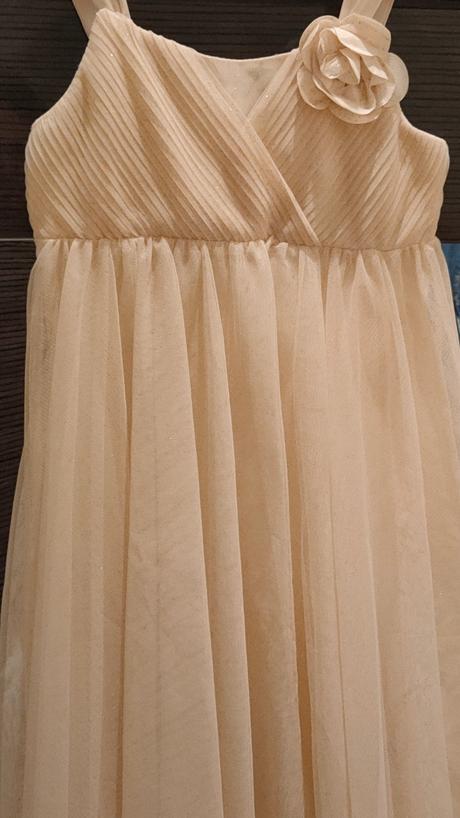 Nádherné trblietavé šaty, 134