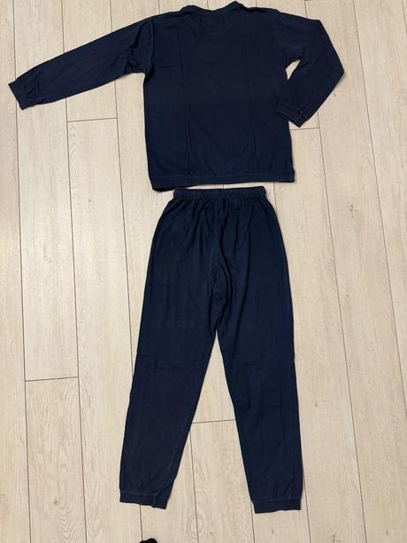 Pyžamo planety, cornette,158