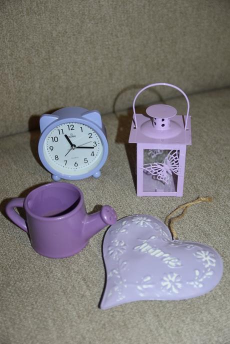 Fialové drobnosti do detskej izby,