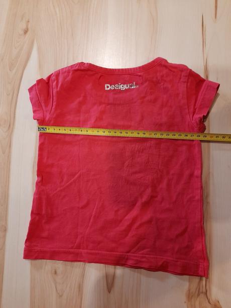 Tičko so srdiečkom, desigual,98