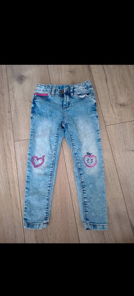 Dievčenské rifle 3-4 roky, 104