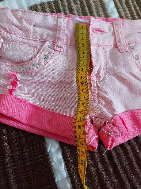 Kriklavoruzove kratasy, 110