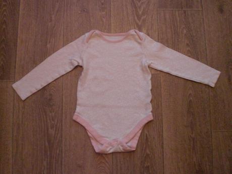 Biele body s ruz.srdiečkami 18-24 mesiacov, f&f,86