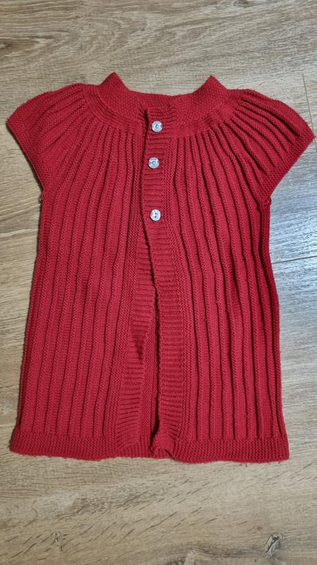 Pletená vestička, 110