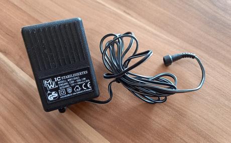 Univerzálny adaptér, 