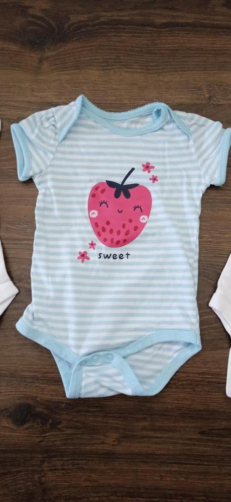 Bodynka 1 + 2 zdarma, pepco,80