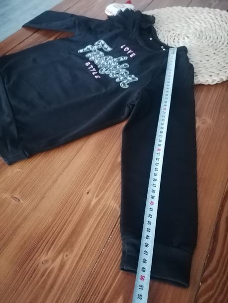 Mikinka s volanikom 122, zara,122