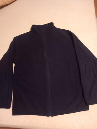 Predám mikinu, 134