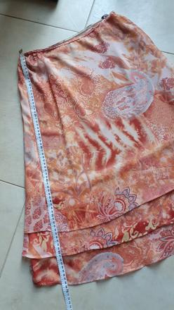 Krasna lahucka podšita sukňa s-m, s