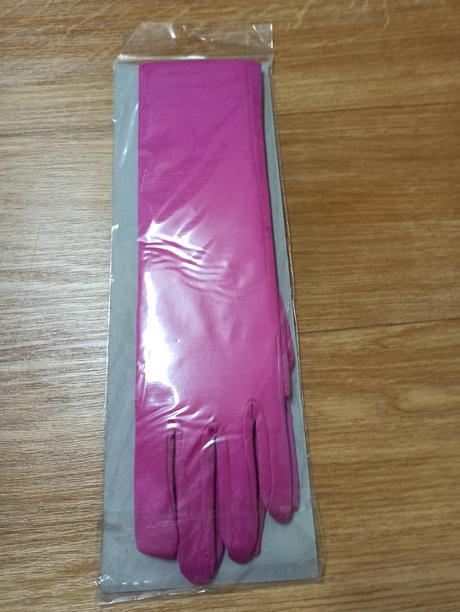 Rukavice k spol.šatám,