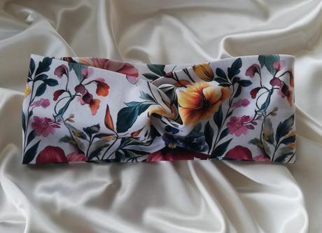 Čelenka úpletová, twist- vpredu prekrížená,