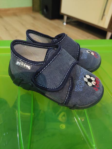 Papučky, ren but,21