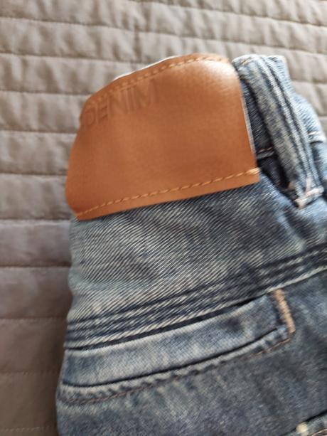 Riflove kratasy, h&m,152