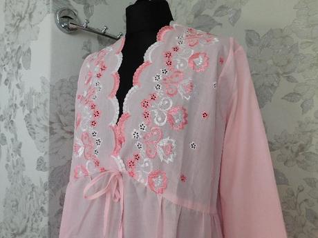 Kvalitna velmi pekna nočna košela, 40 / 42