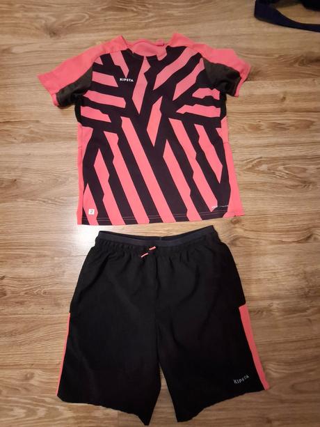 Futbalovy komplet, kipsta,152