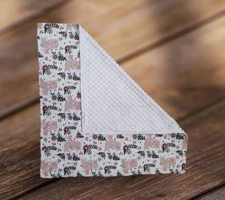 Set - mušelínová prikrývka + retiazka na cumlík,