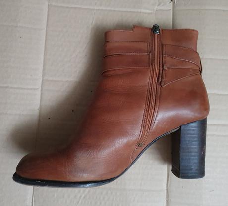 Kozene kotnikove cizmy clarks, clarks,40
