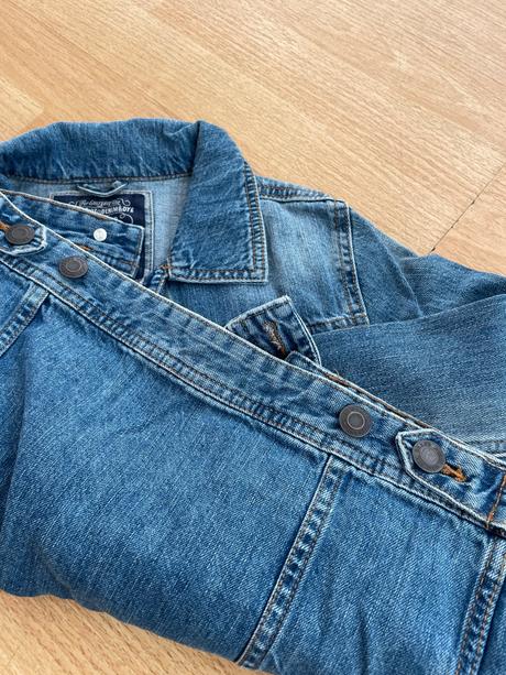 Denimová bunda, c&a,140