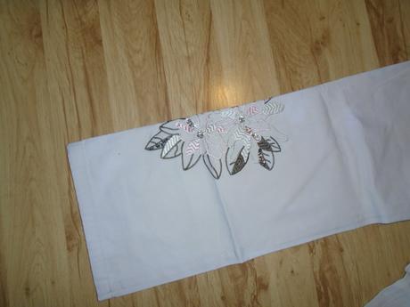 Nohavice- rifle s vysivkou, amisu,42