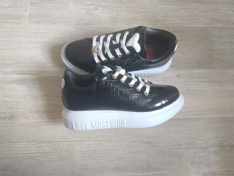Love moschino, moschino,37