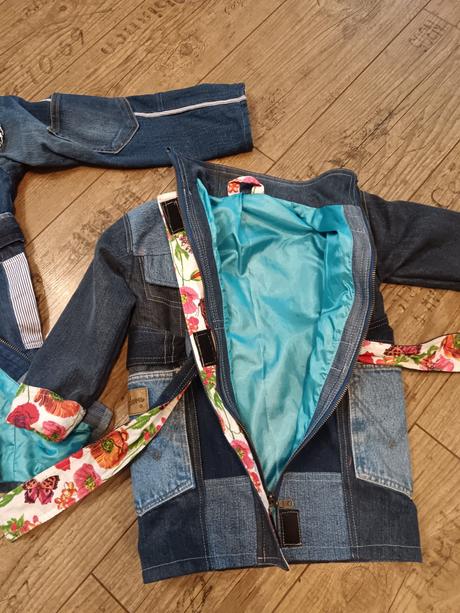 Dva dievčenské riflové kabáty, 110