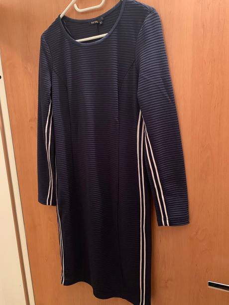 Šaty-marc aurel, 38