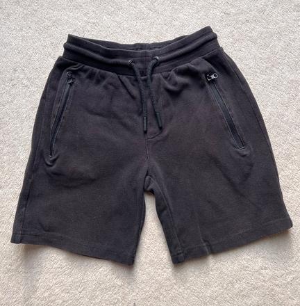 Teplákovinové čierne kraťase s vreckami, reserved,122