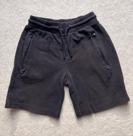 Teplákovinové čierne kraťase s vreckami, reserved,122