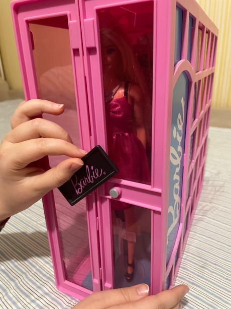 Barbie domček- šatník, 
