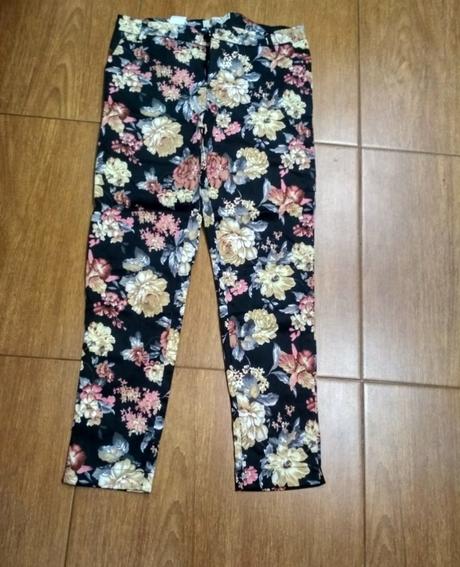 Kvetovane nohavice, m
