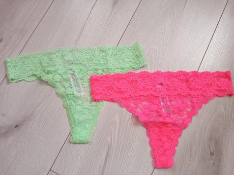 Nové -len oprané-nenosené tango, sinsay,s