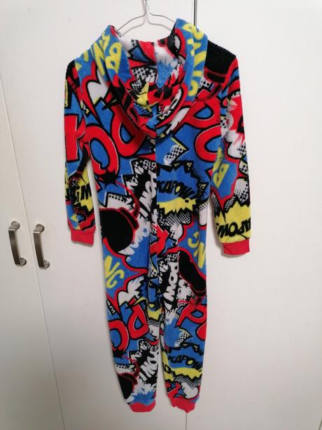 Overal, pižamo, 134