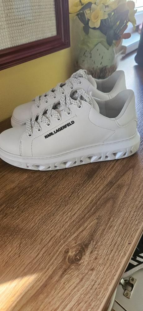 Karl lagerfield botasky, karl lagerfeld,39