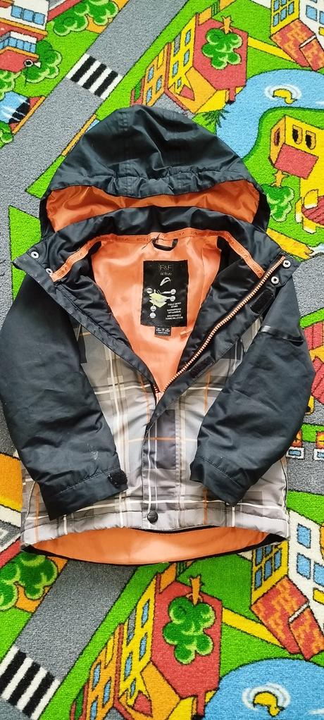 Chlapec 110, 104–116