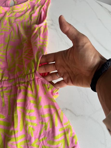 Letné šaty benetton v krásnych farbách s xs, benetton,xs