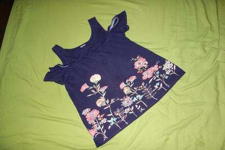 Tielko s kvetinkami, 146