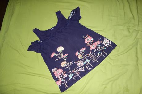 Tielko s kvetinkami, 146