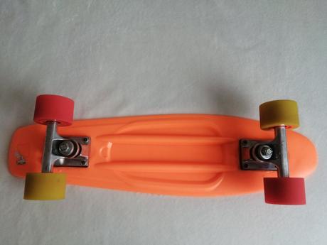 Zánovný penyboard, skatey