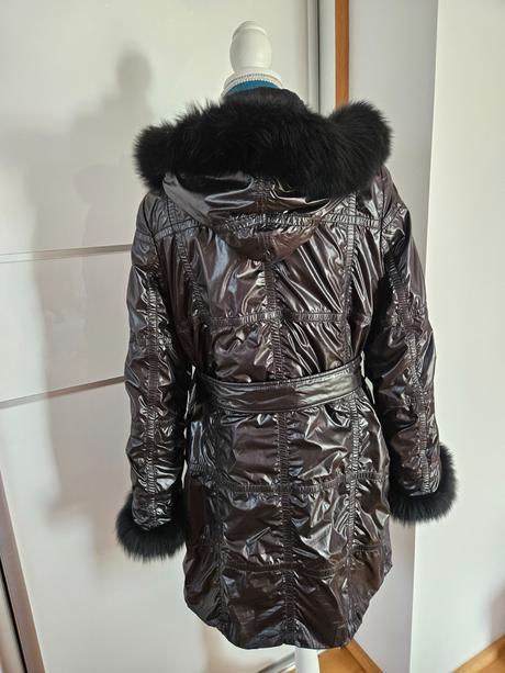 Ventrovka/bunda zn.kara vel.m/l, 38