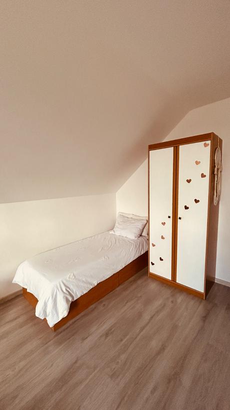 Detská izba 4skrine a postel, 